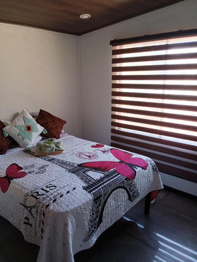 Hostel Antorchas Dominical Rom bilde
